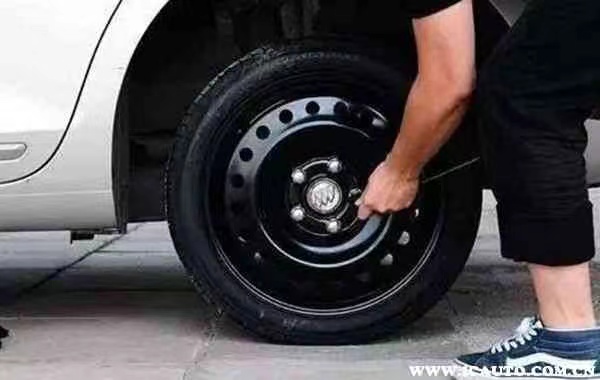 备胎跑500公里对车有影响吗,备胎开100多公里对车有伤害吗