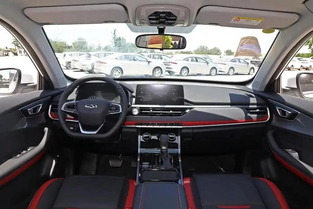 小型代步suv,动力强空间大配置高的中型suv