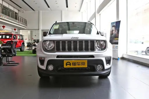 广汽菲克jeep自由侠19年二手车2.0,广汽菲克jeep自由侠2016款顶配