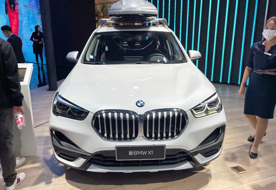 宝马x1三缸和四缸区别,宝马x1耐用省油是3缸的问题吗