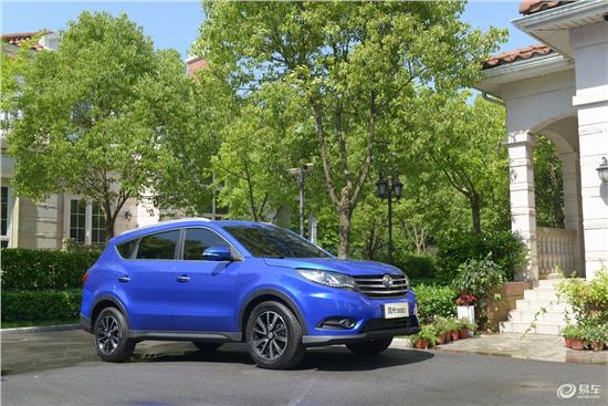 保险杠为什么都是塑料,为啥保险杠是塑料的