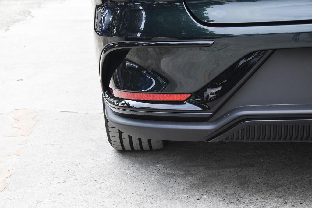 汉ev如何开车内通风,汉ev高配低配驾驶感受