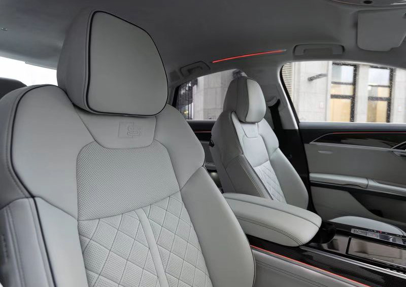 奥迪s8加速视频,奥迪s8街拍加速