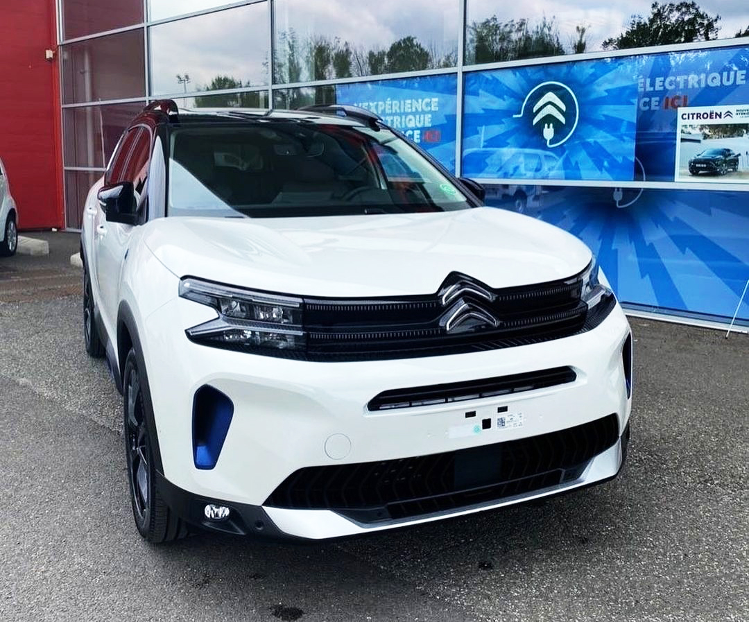 新款雪铁龙c5aircross海外版,2010款雪铁龙c52.3自动尊雅