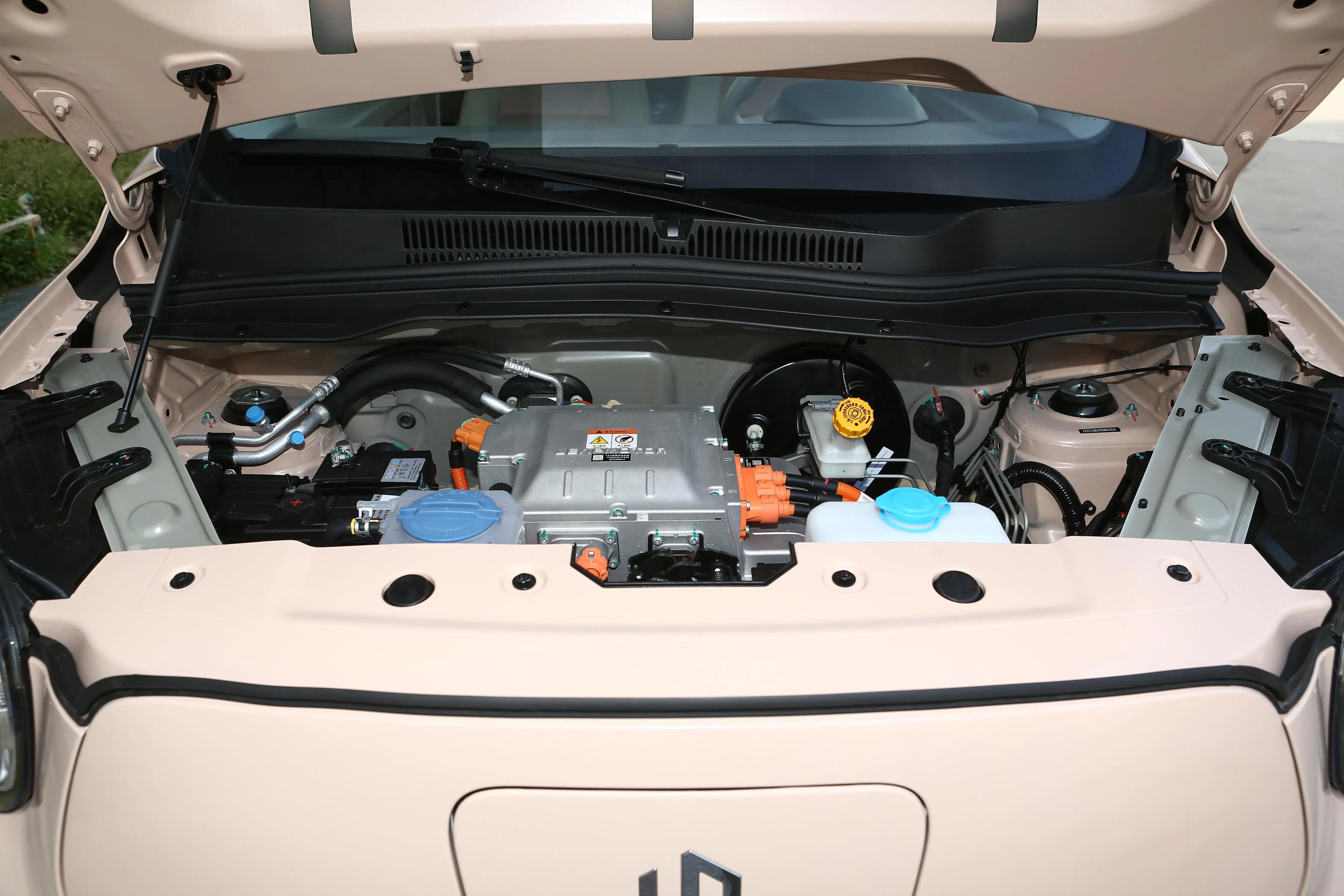 适合女性开的安全性能好的车,女孩子应该买一辆好车吗