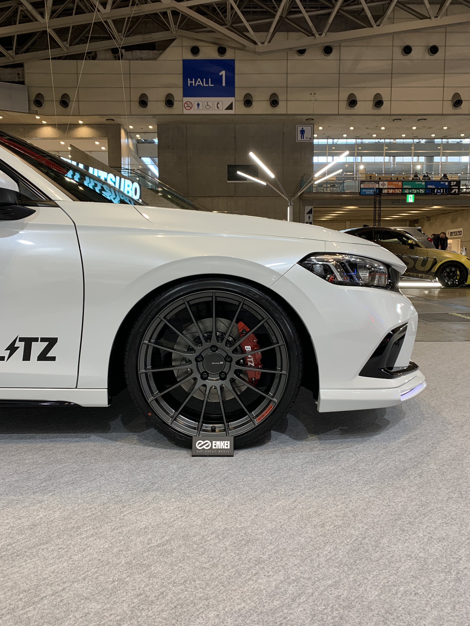 十代思域改teinfz绞牙避震测试,两厢思域改装buddyclub避震