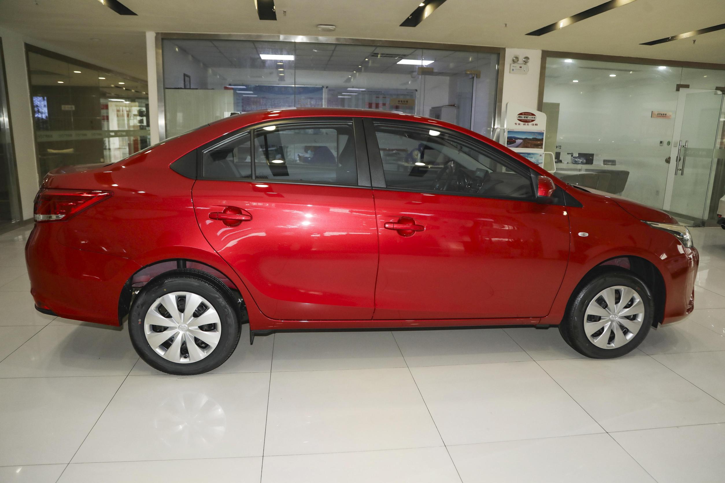 丰田yarisl致享试驾,丰田YARiSL致享多少钱