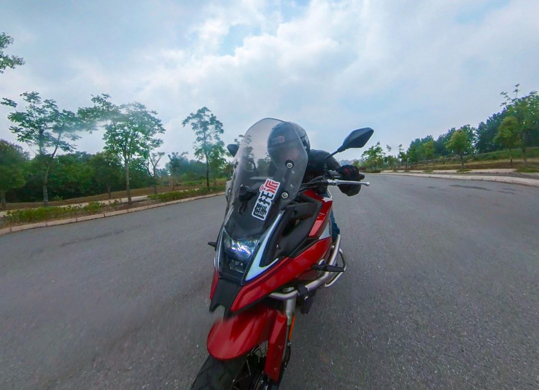 进步明显看得见,进步明显继续努力