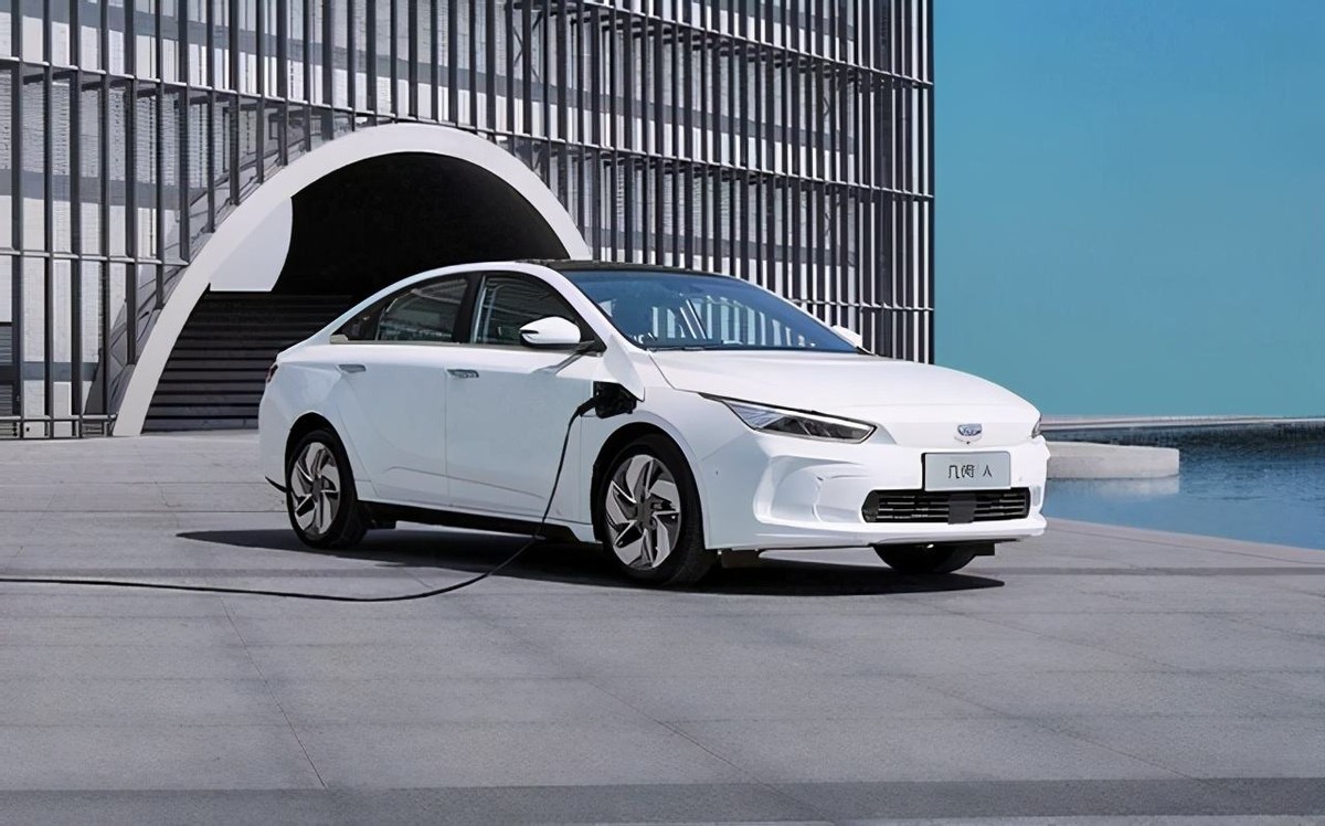 吉利几何e霹雳虎,几何新车型