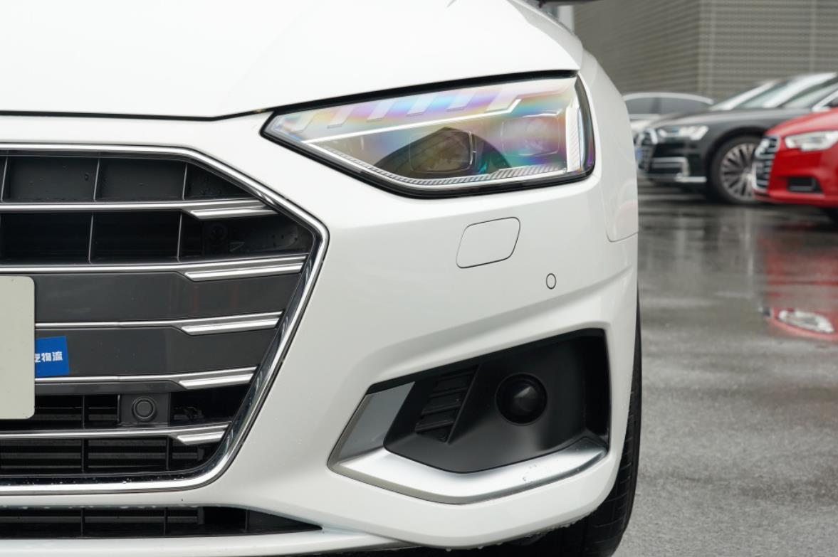 奥迪a4l40tfsi时尚动感试驾,奥迪a4l40tfsi深度评测