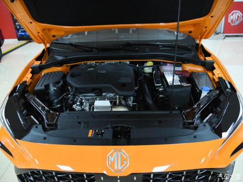 名爵mg6pro自带尾翼吗,第三代mg6pro底盘大飙车