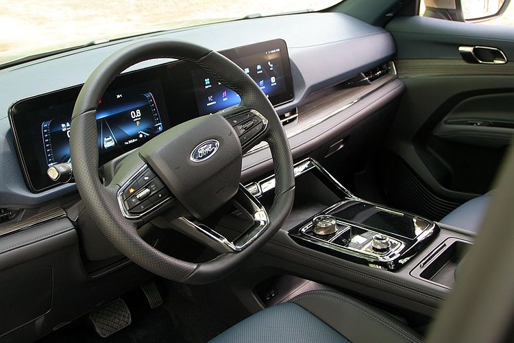 江铃福特领睿极境版动力如何,最新江铃福特领睿试驾