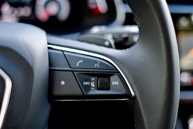 试驾奥迪q72017款,新款奥迪q7让你体验不一样的感觉