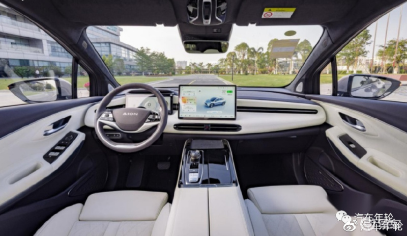 蔚来es65年免息购车方案,蔚来es6pilot要选么