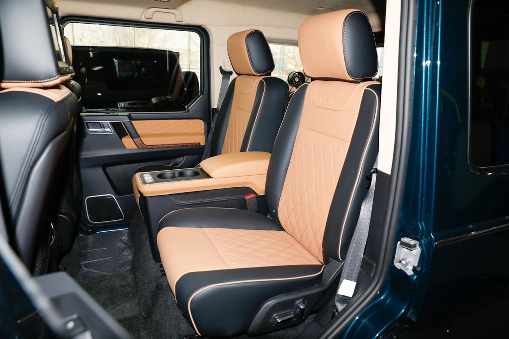 3.0tv6插电混越野车,搭6.2升v8引擎