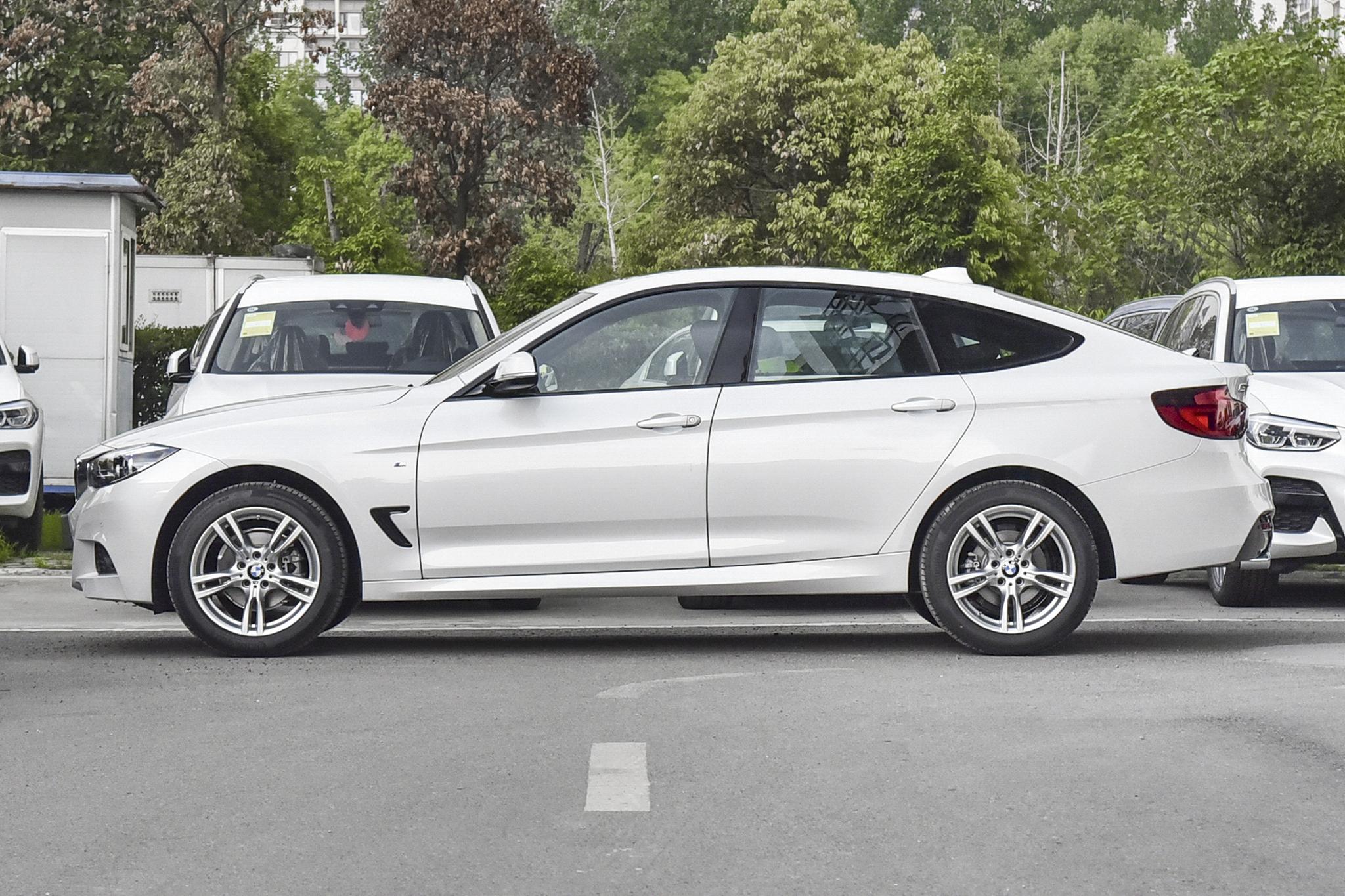 宝马3系gt二手车值不值得买,奥迪a4和宝马3系gt哪个好