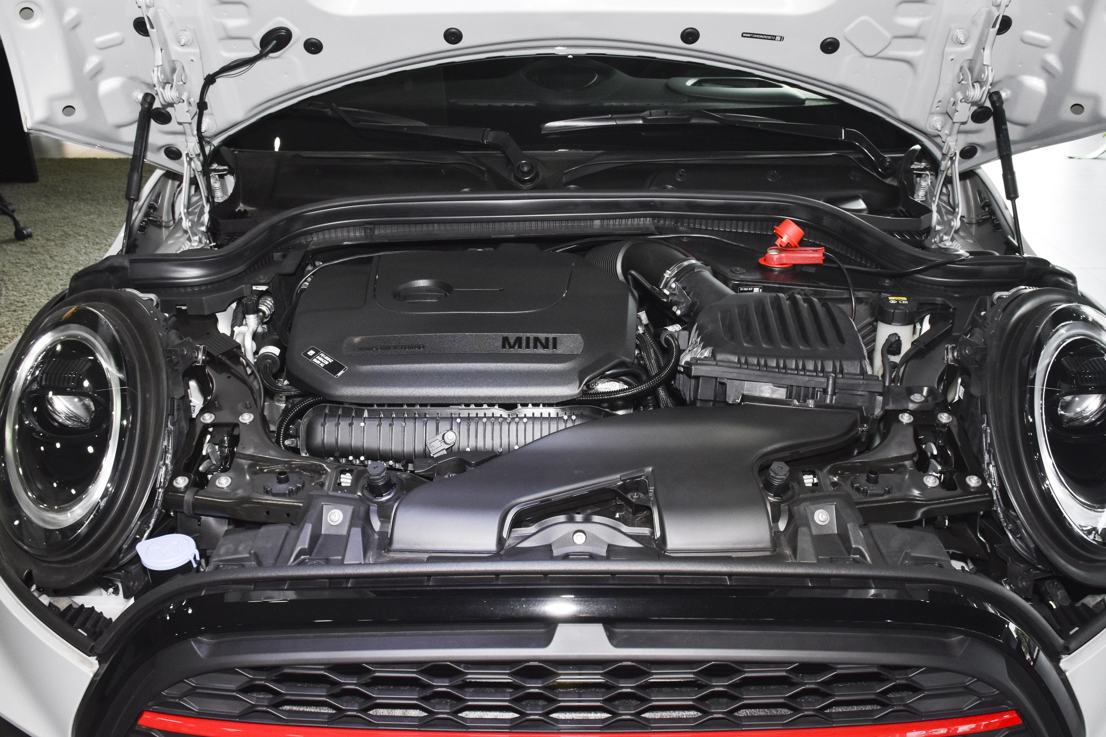 全新minijcw最新试驾,mini敞篷版jcw测评