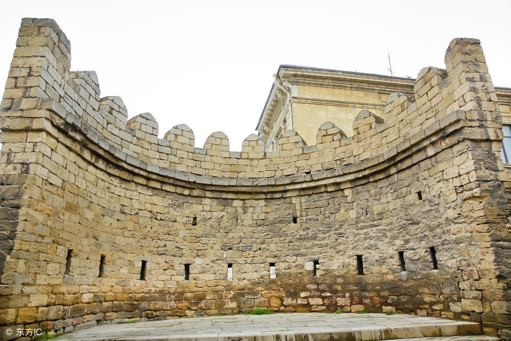 小说：女掌柜美丽无双，惩恶霸王晨担当