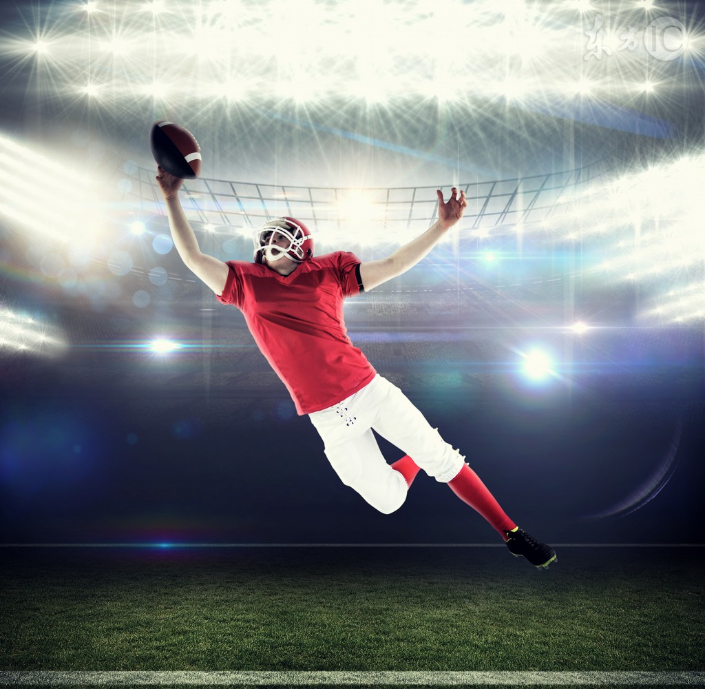 小伙被开除意外获得神豪系统,小伙穿越后获得系统