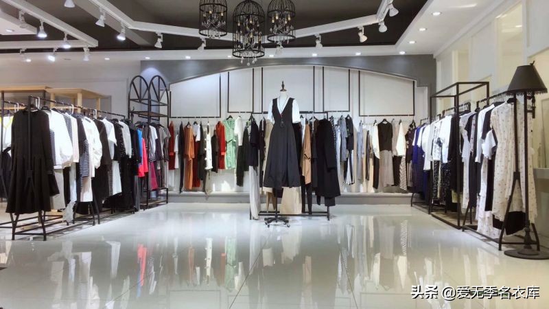 品牌女装尾货批发货源,品牌女装货源进货渠道