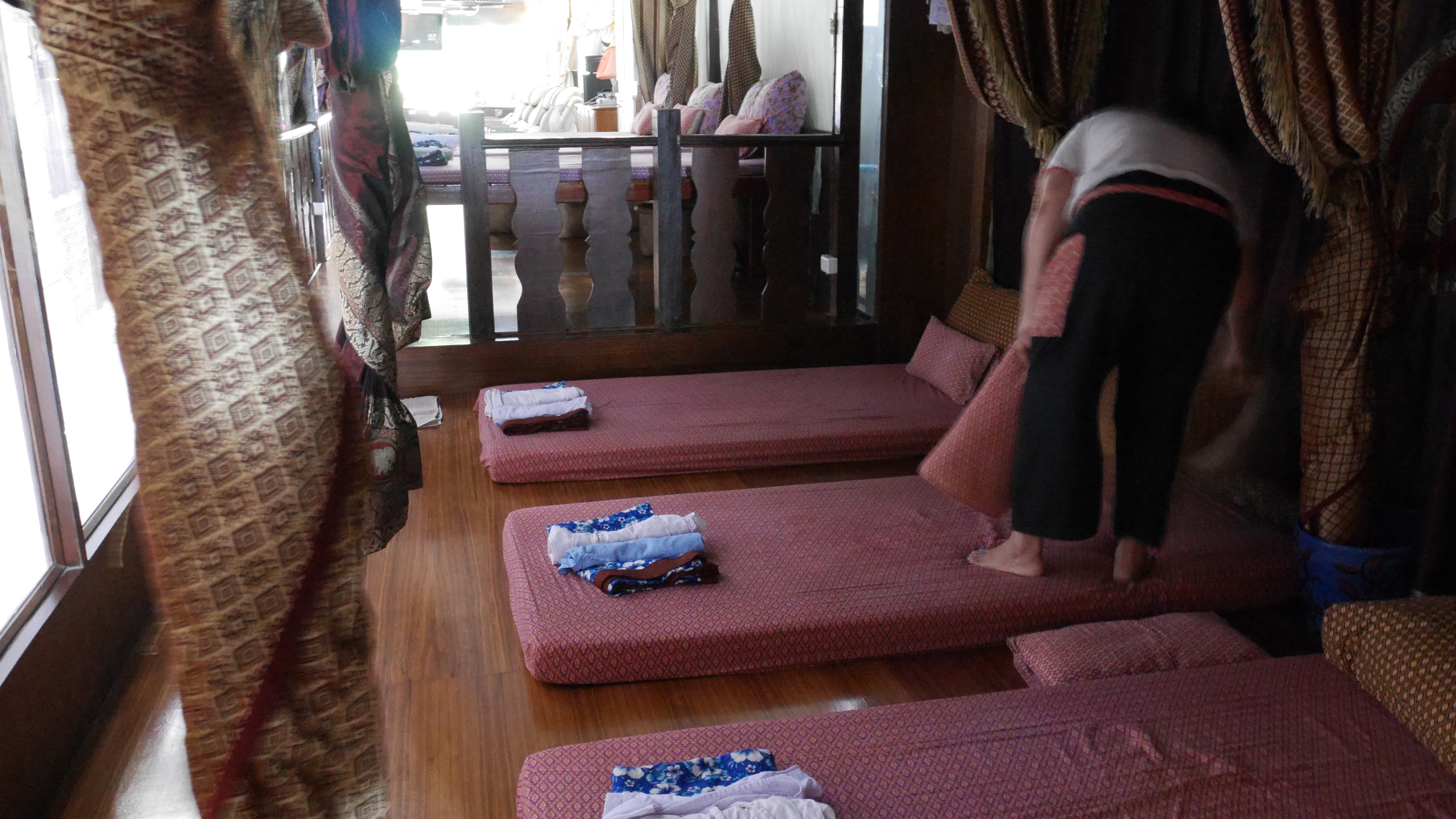 在普吉岛浮潜拍到的美妙海底世界 (普吉岛cape panwa hotel浮潜)