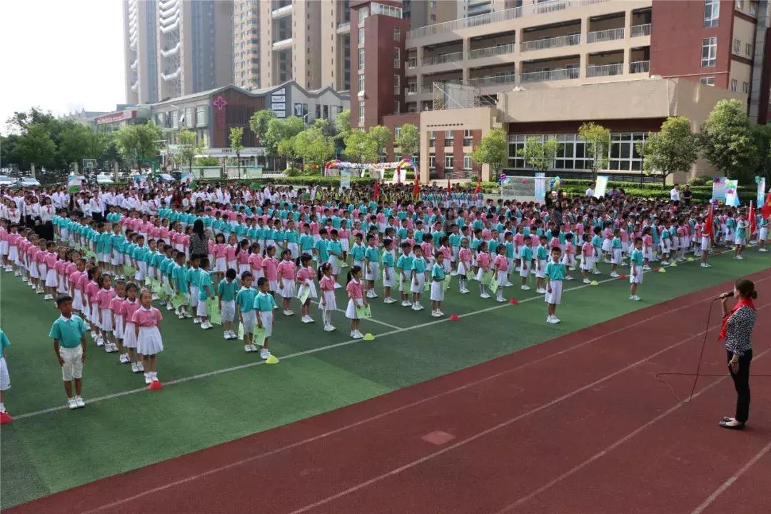 传红色精神承家国情怀,传红色精神做有志少年征文