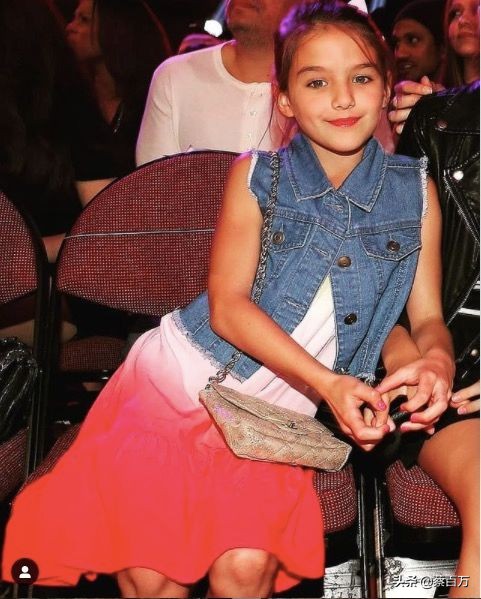 阿汤哥年轻长发,阿汤哥轻奢女装