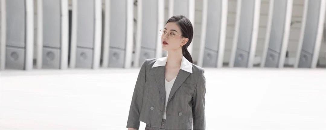 职业装穿搭中长款,职业装气质穿搭穿出自己的风格