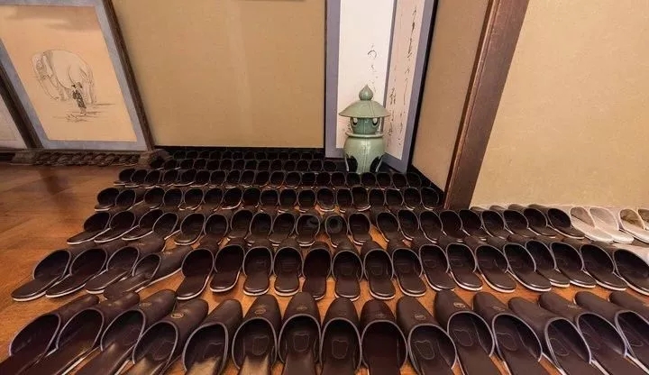 日本酒店打扫卫生间视频 (日本打扫酒店视频)