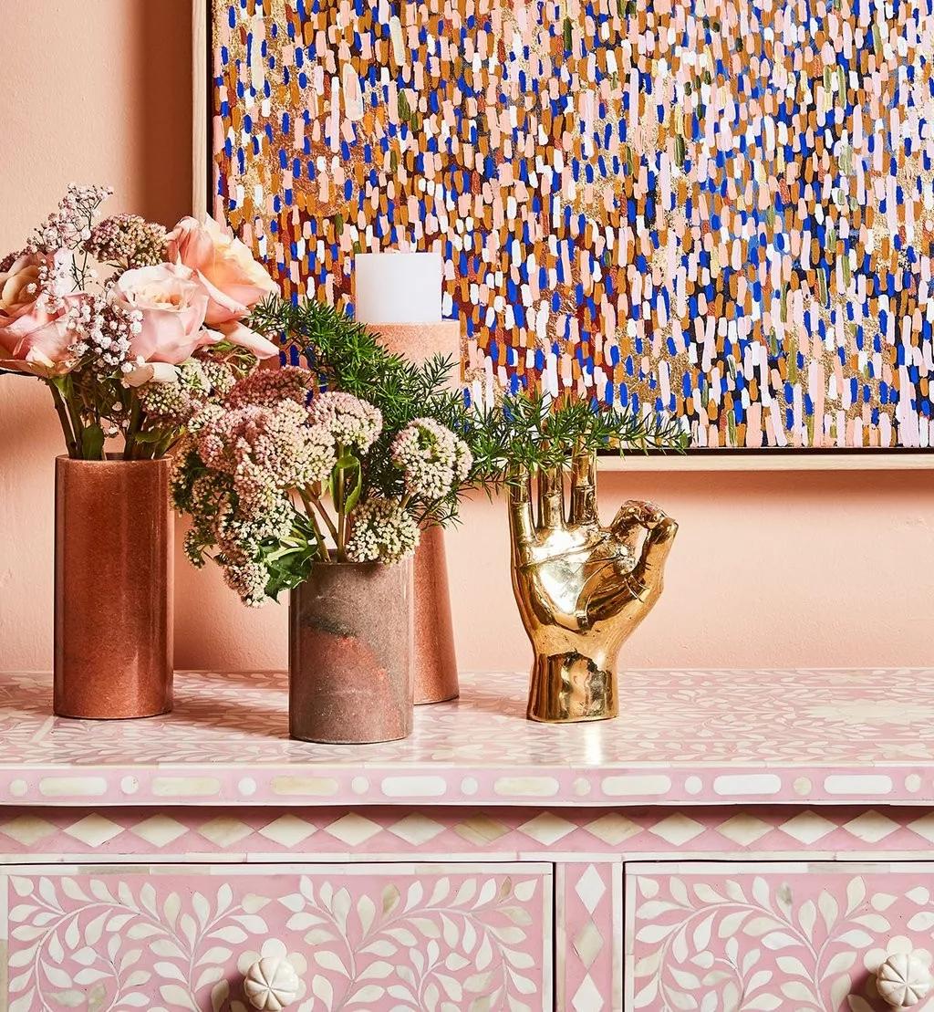 一家匠心别具的新潮家居买手店,她打造了一家美如画的家居买手店