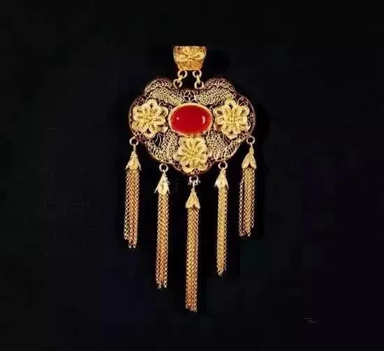 长命锁起源于中国历史上,长命锁中国式护身符