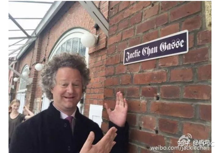 成龙还受外国人喜欢吗,外国人多喜欢成龙