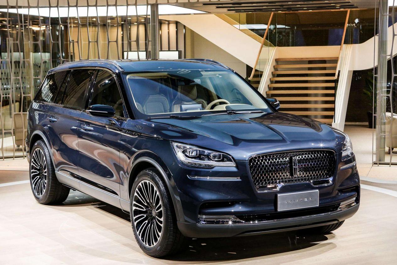 豪车乞丐版,飞行家7座四驱尊享版