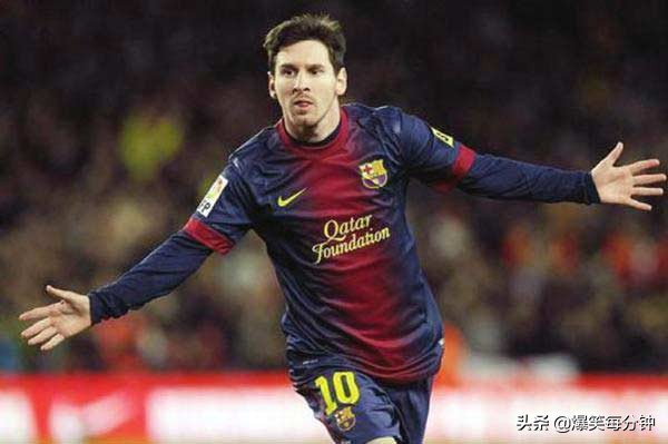 世界足坛十大中后卫排行榜,世界足坛史上十大巨星排名