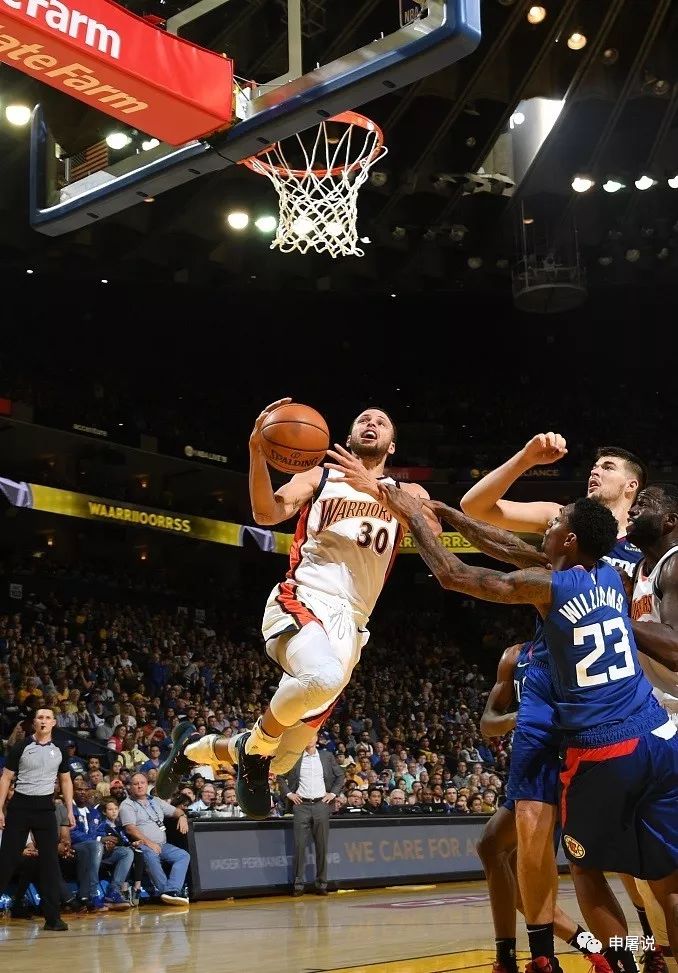 甲骨文球馆的总决赛,nba快船与勇士常规赛