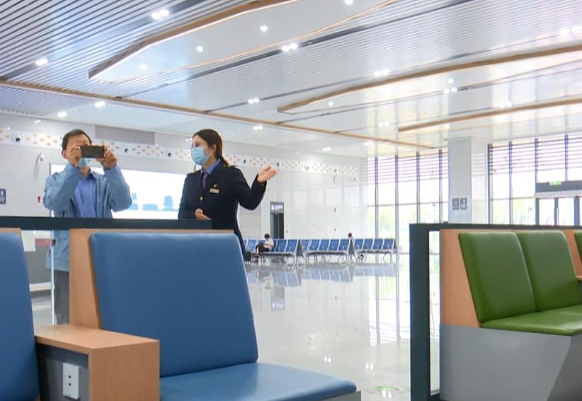 见证四十年奋进新征程,奋斗新时代书写铁路情