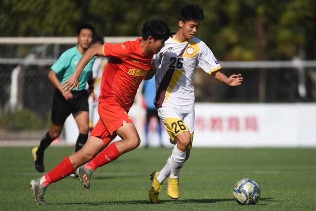 成都棠外足球队法国夺冠,棠外夺冠