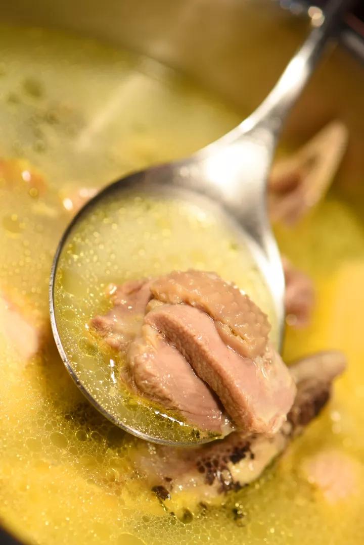 自驾29分钟到，昆明边大片红将军成熟可摘，1口糖心甜蜜又多汁