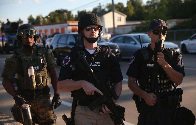 美国警察破案能力和中国对比,中美警察和美国警官