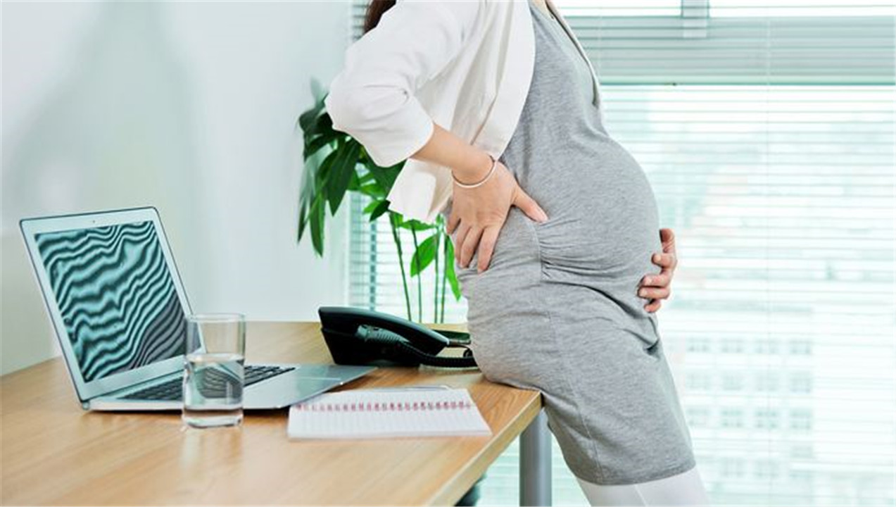 女人难产保大保小是由谁决定,女子难产保大还是保小