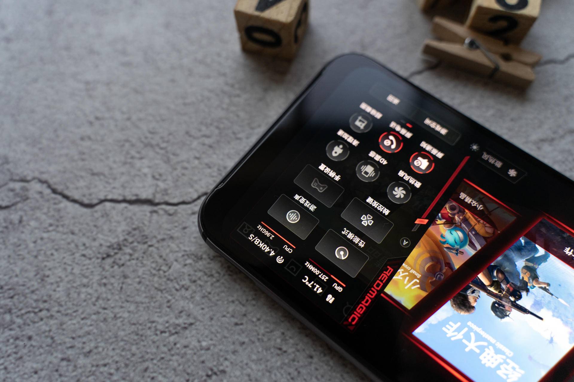 红魔3s在2020年值不值买,红魔3s全新机最低售价