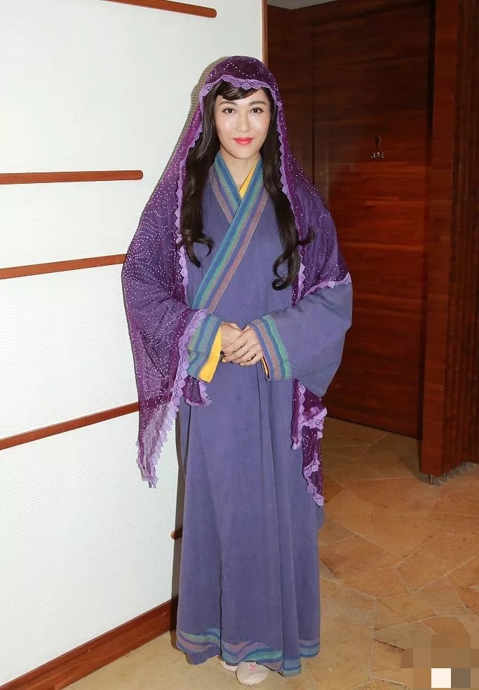 回家的诱惑艾莉为什么离开,回家的诱惑洪世贤和艾莉为什么死