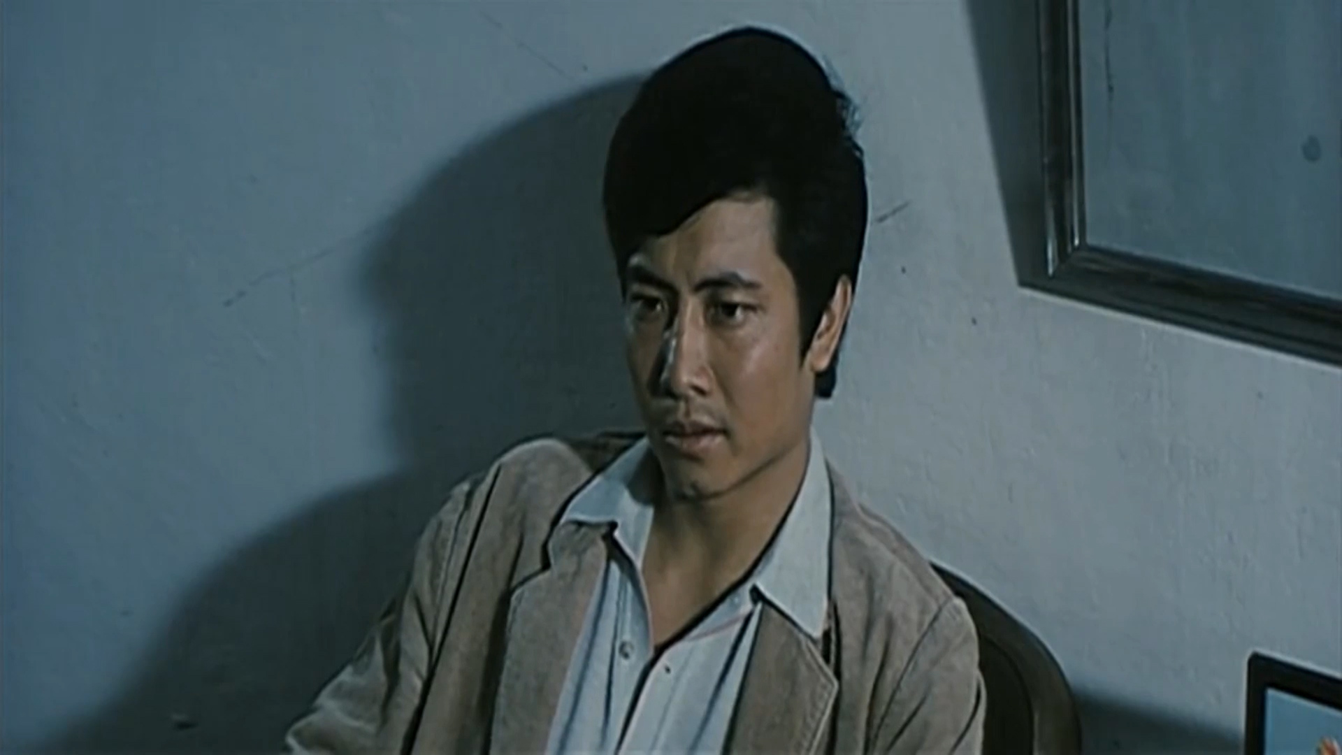 后方撤退前方战士牺牲,前方将士浴血奋战后方拆台