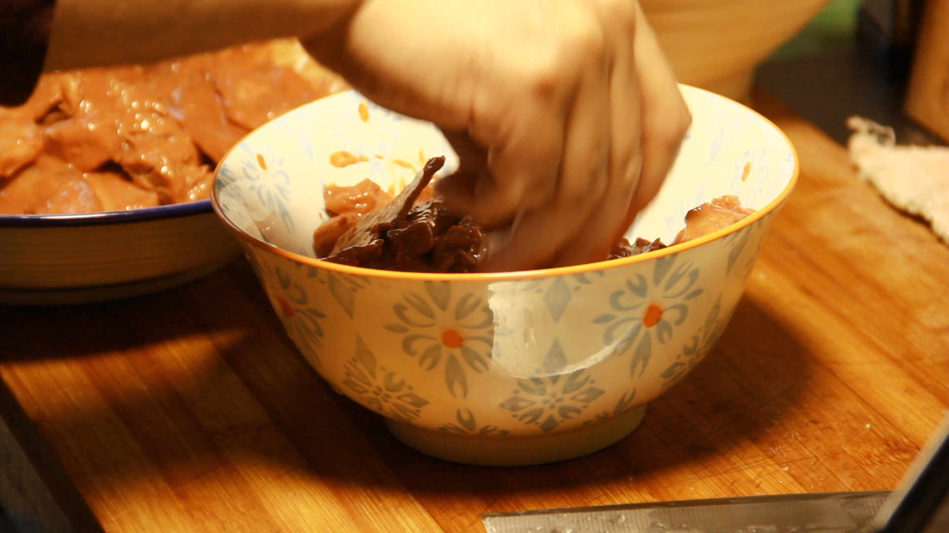 做腐乳为什么不能有油,做腐乳时不放红曲