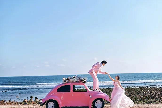 金沙滩青岛婚纱摄影场景,青岛金沙滩婚纱照成片