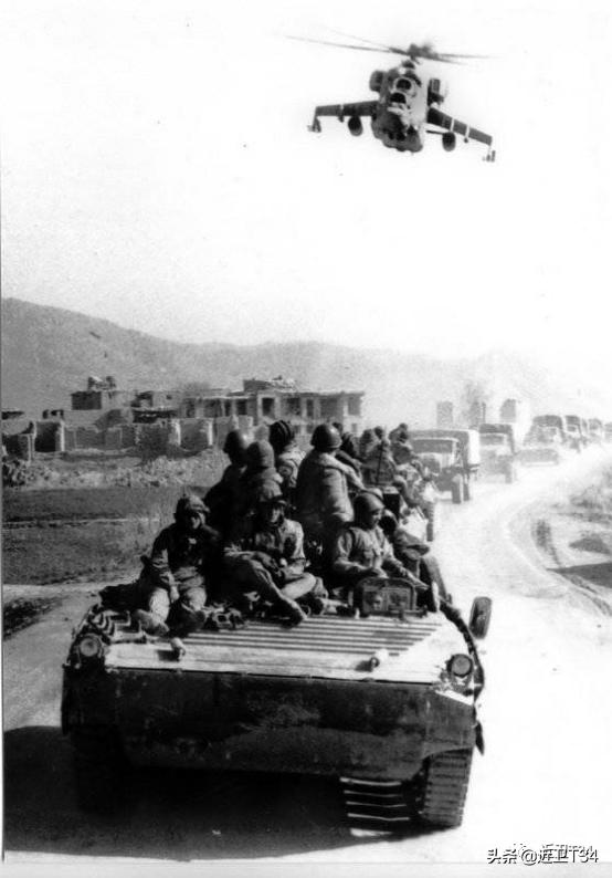 俄军士兵为什么要坐在车顶上?浅谈苏联装甲运兵车和步战的取舍