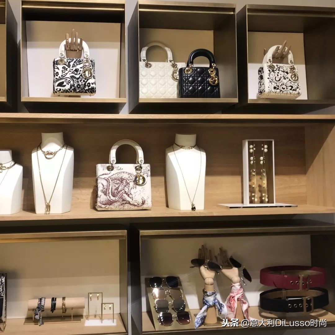 dior快闪店服装,dior女装快闪店