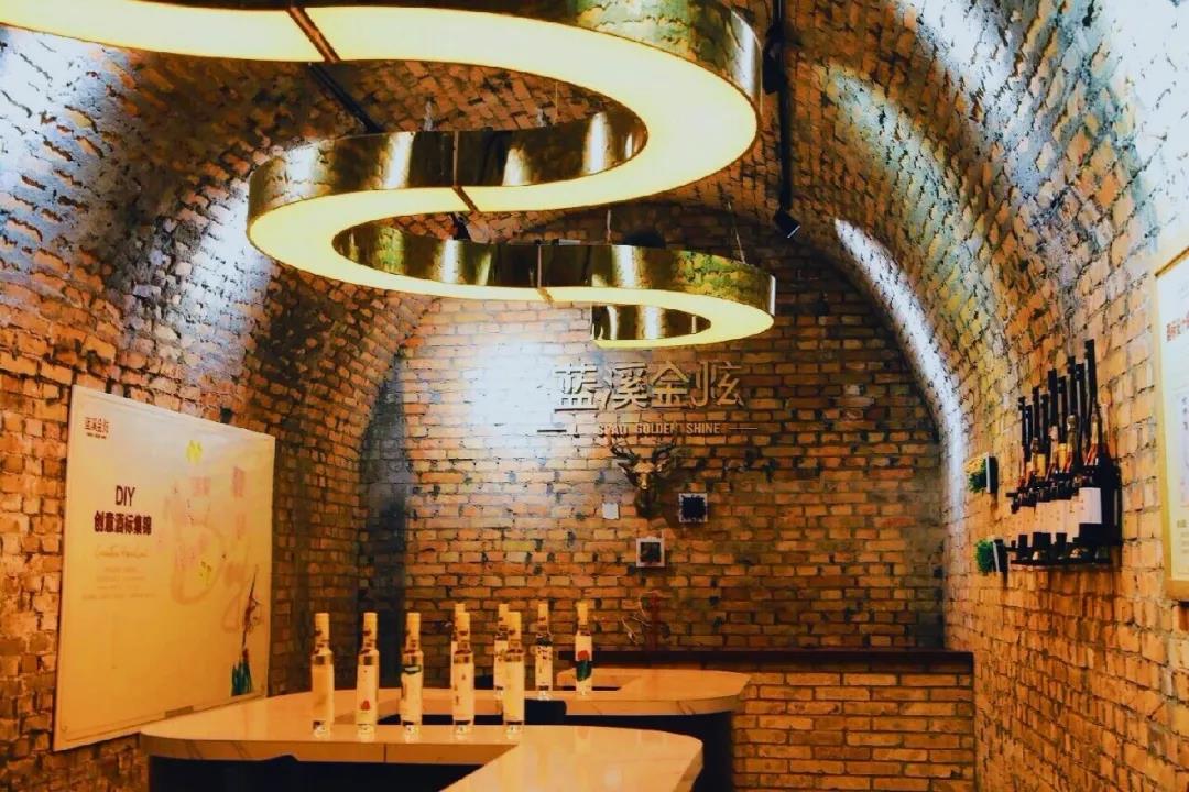 西安秦岭温泉度假山庄,西安桃花源休闲山庄