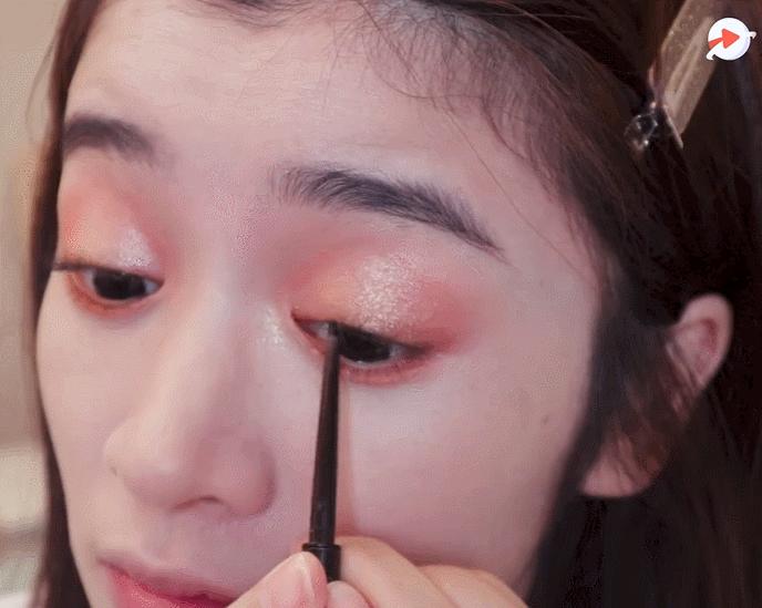 胶线笔画眼线教程新手手残党,手残党眼影教程探险家无眼线