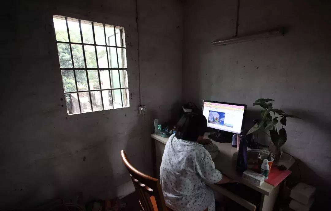 跳槽涨工资为啥比升职快,为什么跳槽后工资涨了